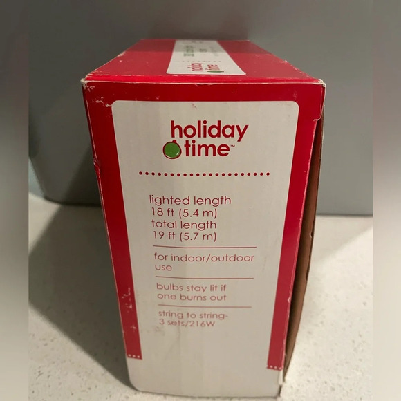 Holiday time 300 icicle lights clear indoor / outdoor use - Picture 3 of 5